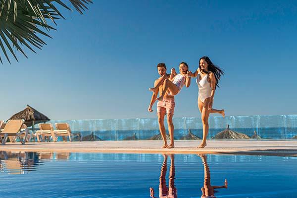 Get ahead of the fun and save more! Krystal Grand® Cancún All Inclusive Get ahead of the fun and save more! Krystal Grand® Cancún All Inclusive