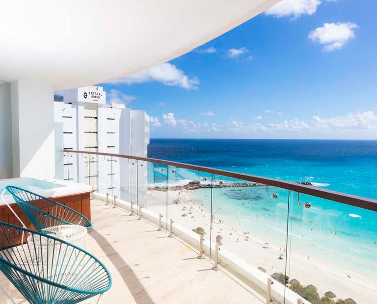 Altitude® Master Suite Krystal Grand® Cancún All Inclusive Altitude® Master Suite Krystal Grand® Cancún All Inclusive