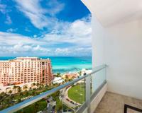 Chambre standard vue mer partielle Krystal Grand® Cancún All Inclusive Chambre standard vue mer partielle Krystal Grand® Cancún All Inclusive